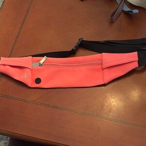 Free People running belt